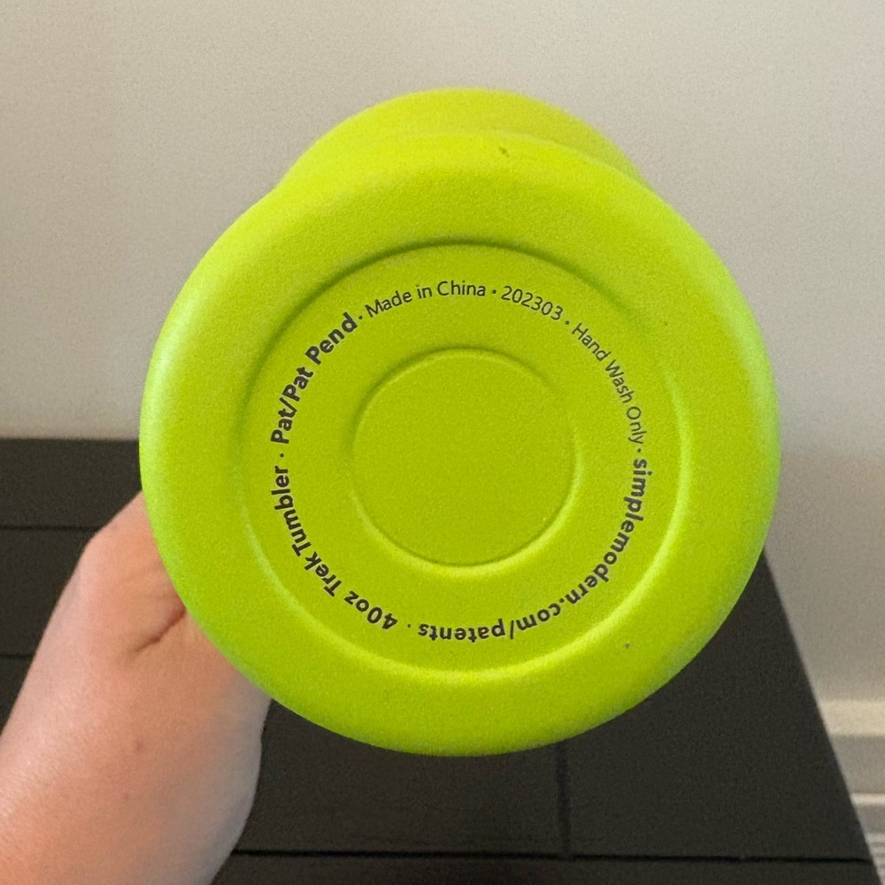 Simple Modern 40 oz Trek Tumbler - Picture 3 of 3